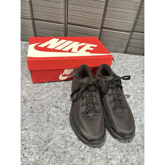 Nike Airmax Men’s Size 8 Black‎ Sneakers NEW Fast Shipping! - Picture 1 of 5